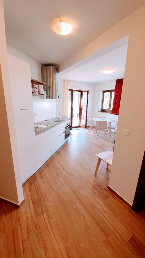 Luxury Apartment - Few Minutes From The Sea Porec Exterior photo